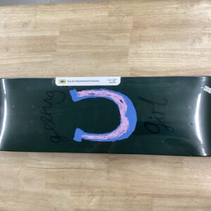 GIRL GEERING HORSE SHOE DECK 8.00